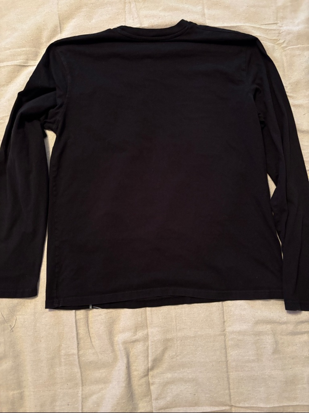 Tapout Black Long-Sleeve Tribal Graphic Tee with Silver Design XL - Picture 7 of 7